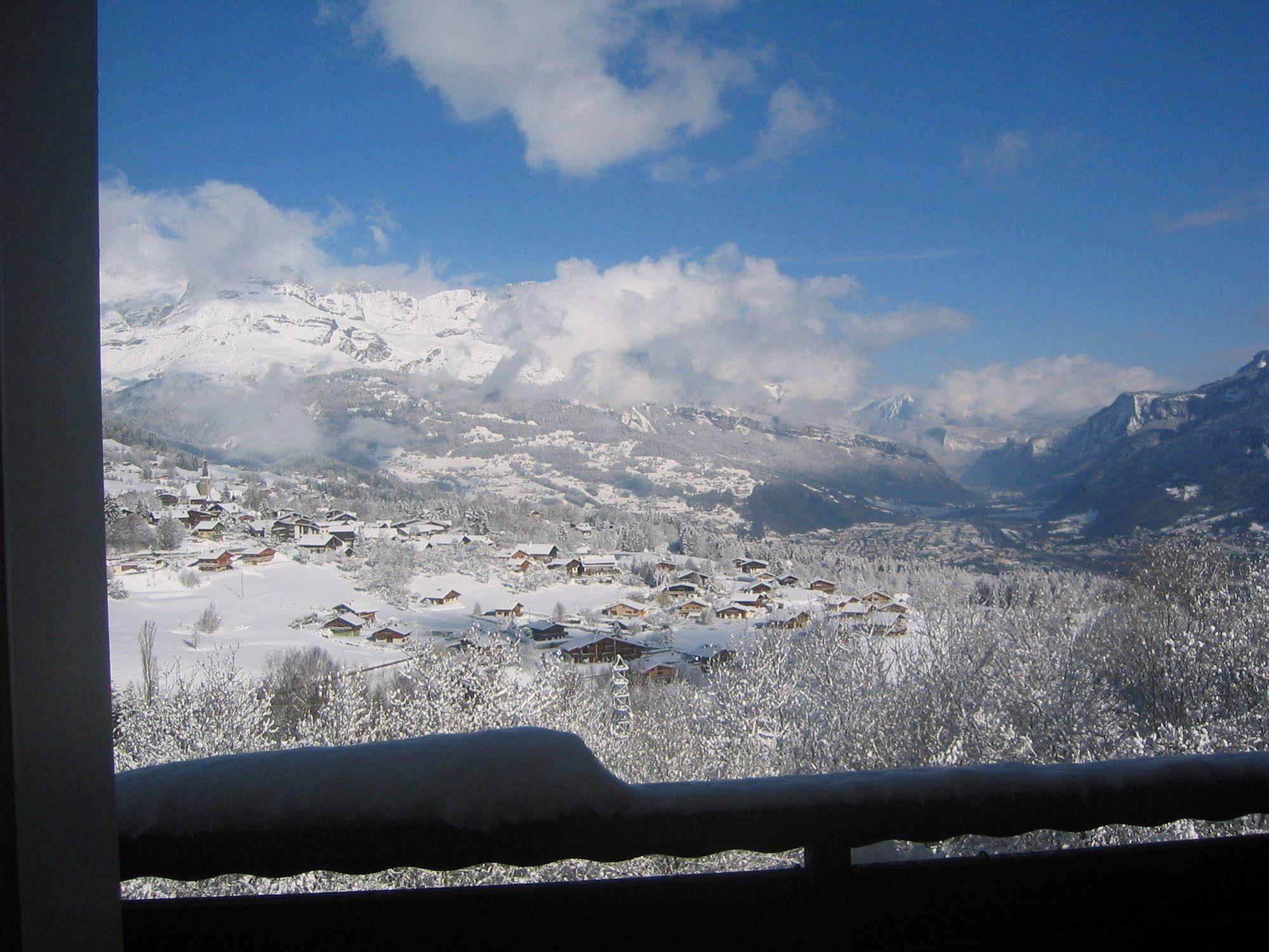 Les Aravis - Combloux Hotell Exteriör bild