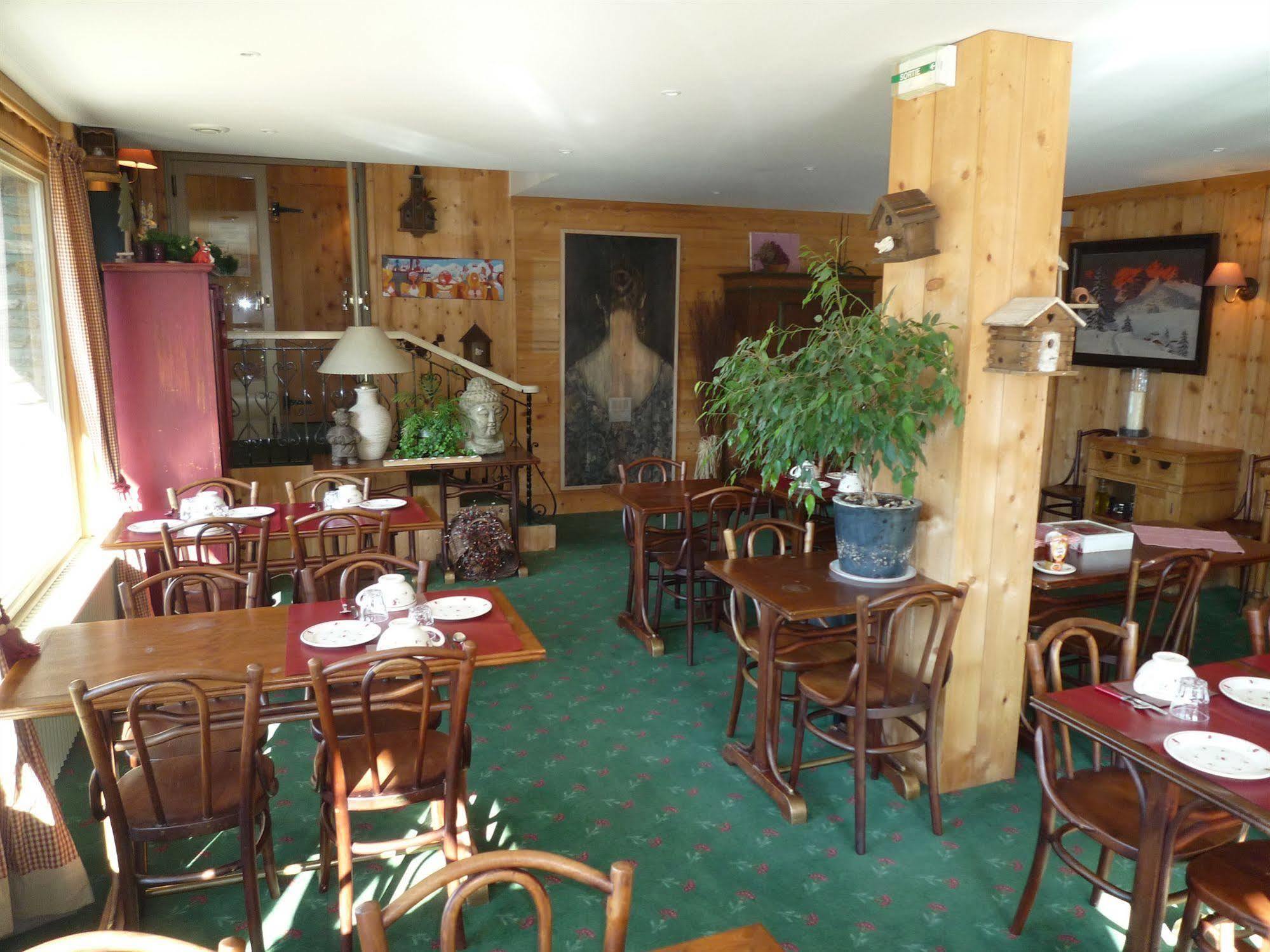 Les Aravis - Combloux Hotell Exteriör bild